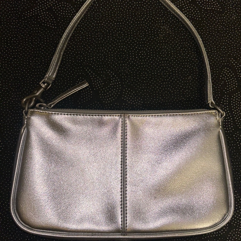 Gap silver clutch with wristband